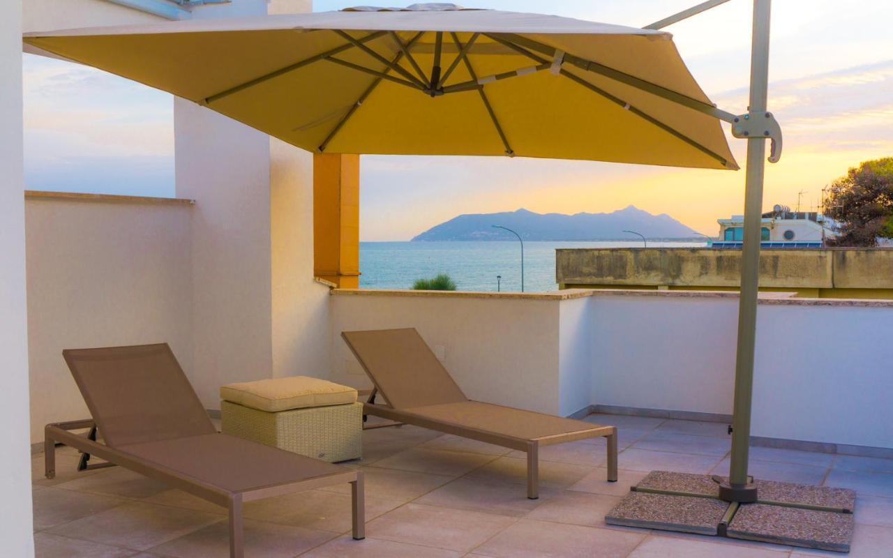 Piccolo Hotel Terracina Buitenkant foto