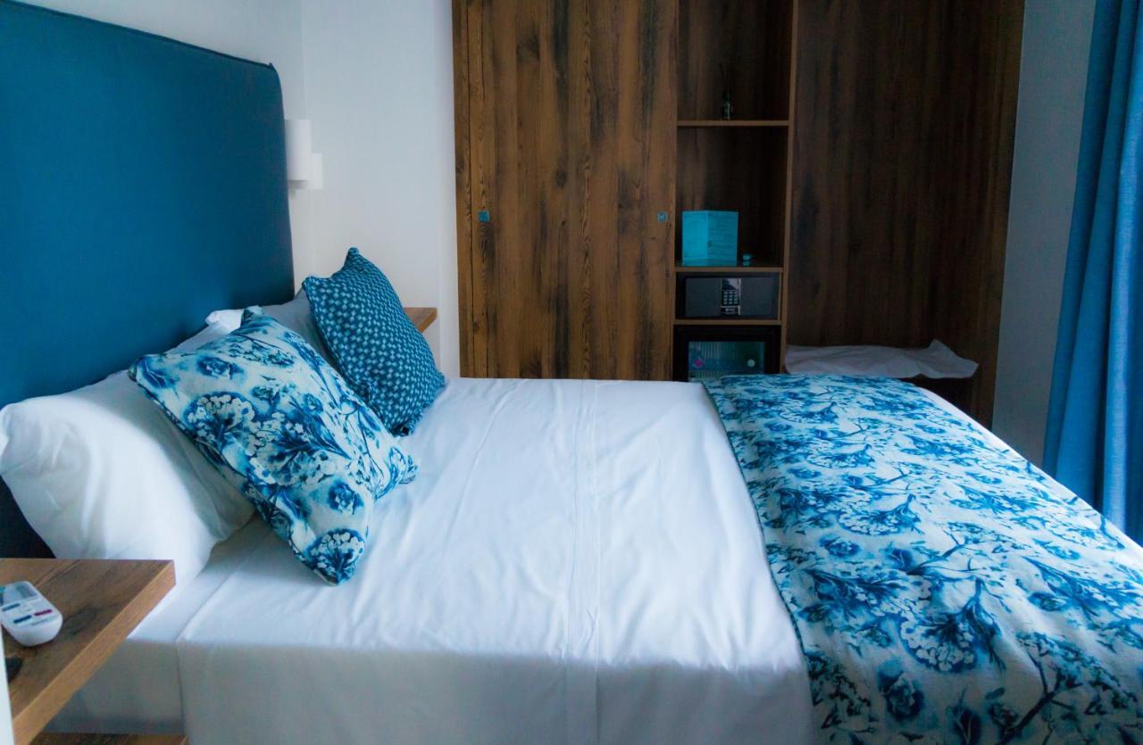 Piccolo Hotel Terracina Buitenkant foto