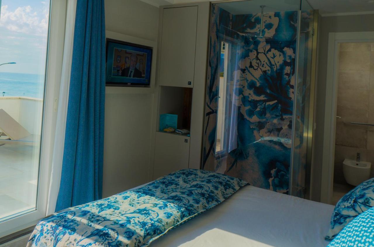 Piccolo Hotel Terracina Buitenkant foto