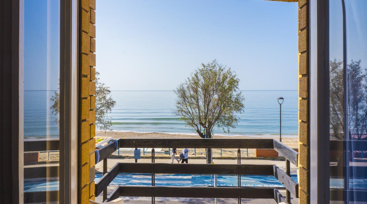 Piccolo Hotel Terracina Buitenkant foto