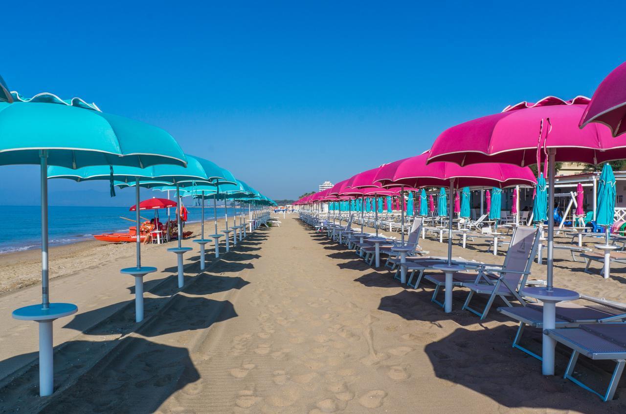 Piccolo Hotel Terracina Buitenkant foto